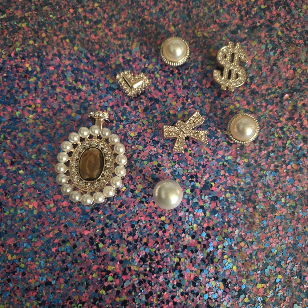 Jibbitz Shoe Charms Gold Pearls Rhinestones